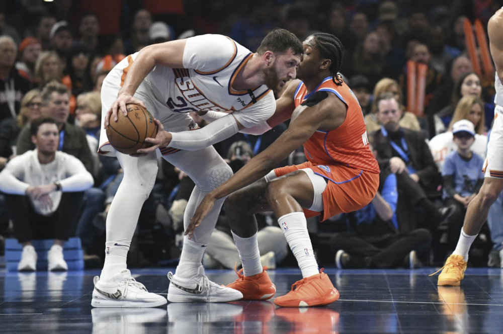 开云-赛地聚焦:NBA常规赛加时末段热度飙升,圣安东尼奥马刺队长鼓劲,球迷炸锅,赛季目标并未改变的简单介绍